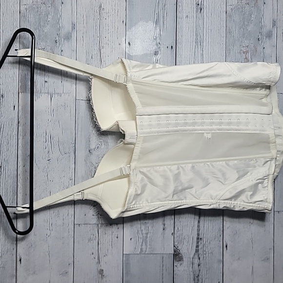 Parfait by Affinitas Cream Corset Tank Top Sz 38D - Picture 3 of 8